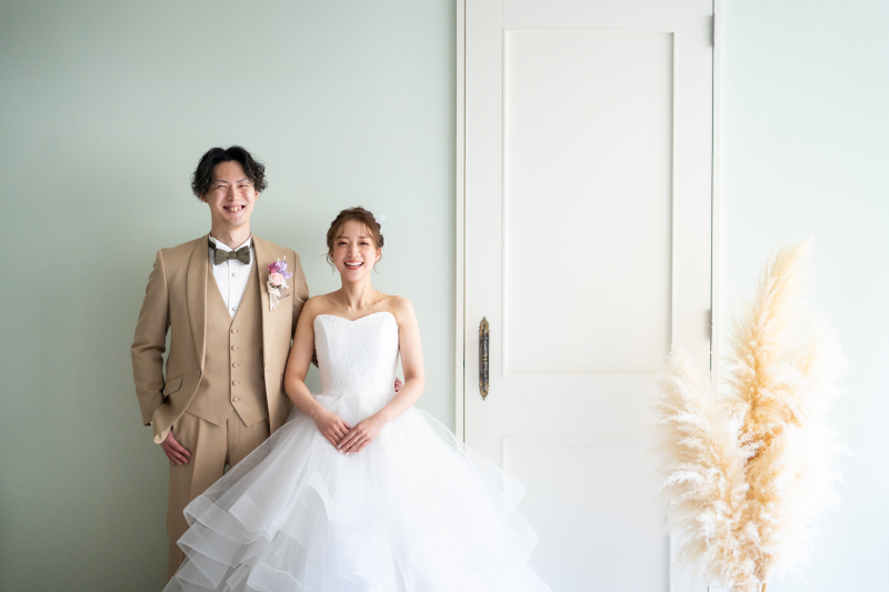 NEW★平日限定★洋装1点スタジオ撮影プラン登場！！屋内&衣装アップ料金なし！128,000円&rarr;100,000円！