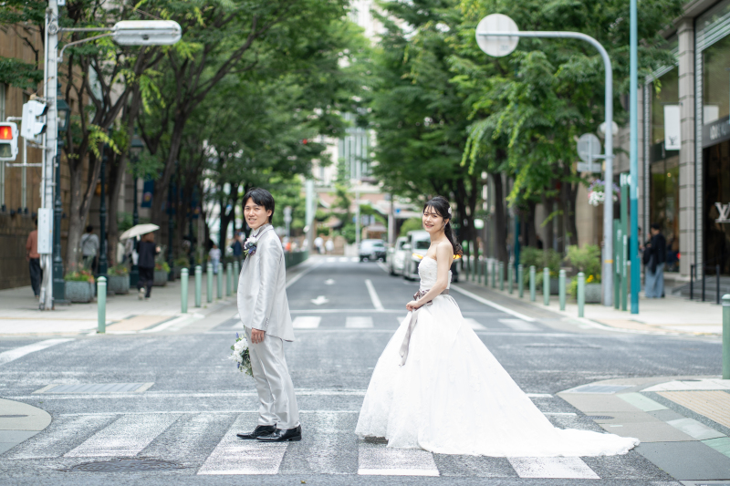 １４万円税別【洋装1点★撮影場所１カ所★】ドレス＆タキシードで神戸の街並みでロケーションフォト！衣装のアップ料金なし☆