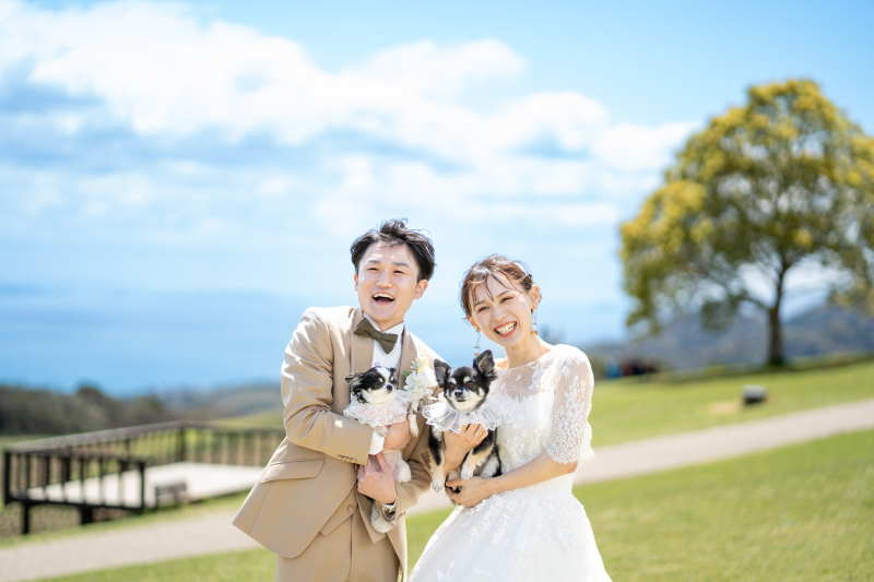 １４万円税別【洋装1点★撮影場所１カ所★】ドレス＆タキシードで神戸の街並みでロケーションフォト！衣装のアップ料金なし☆