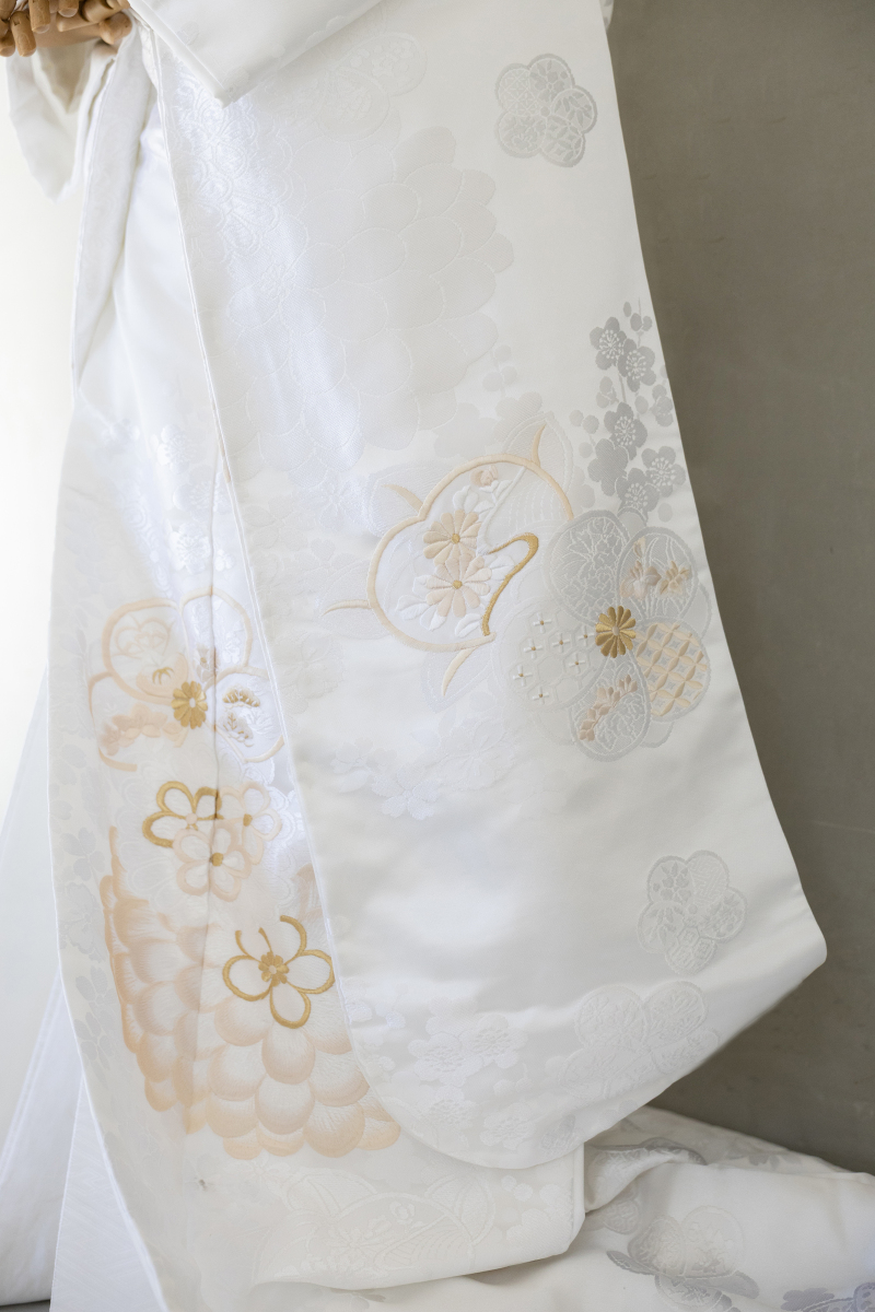 白無垢(ピンクゴールド刺繍)