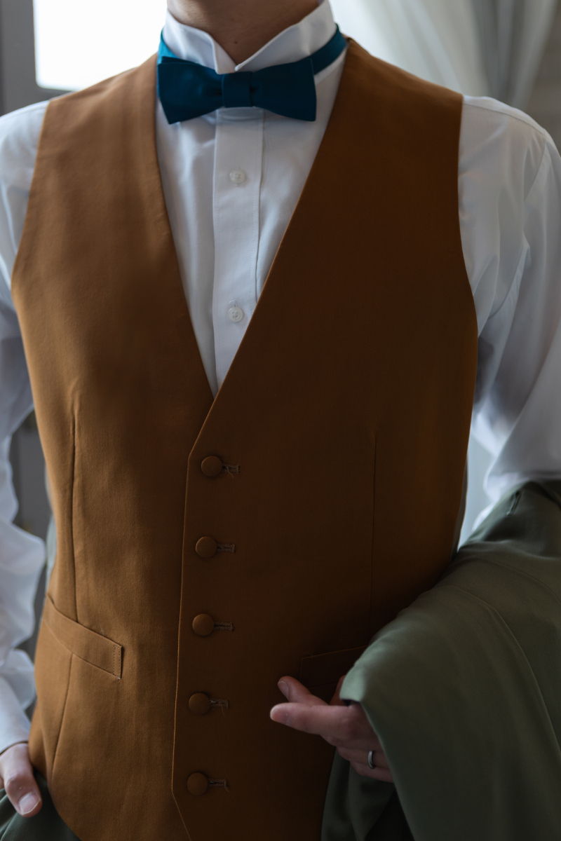 新郎様の衣装チェンジ。