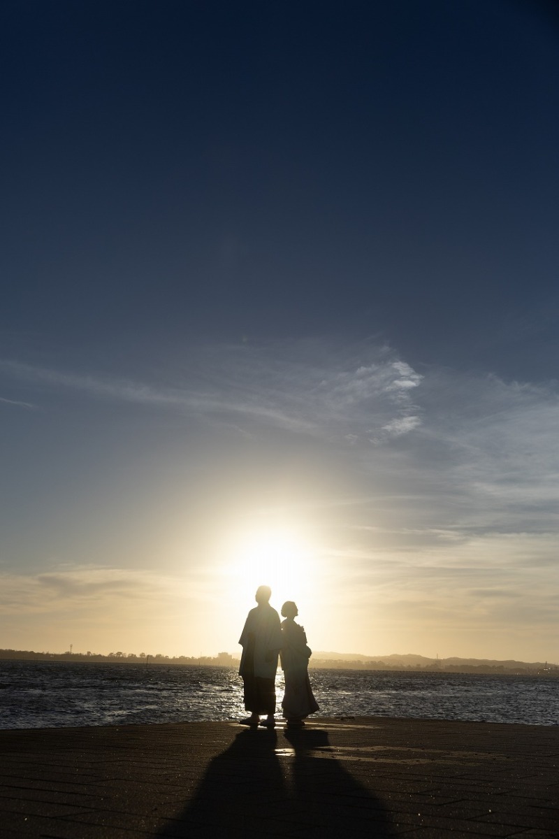 夕焼けを背景に♪