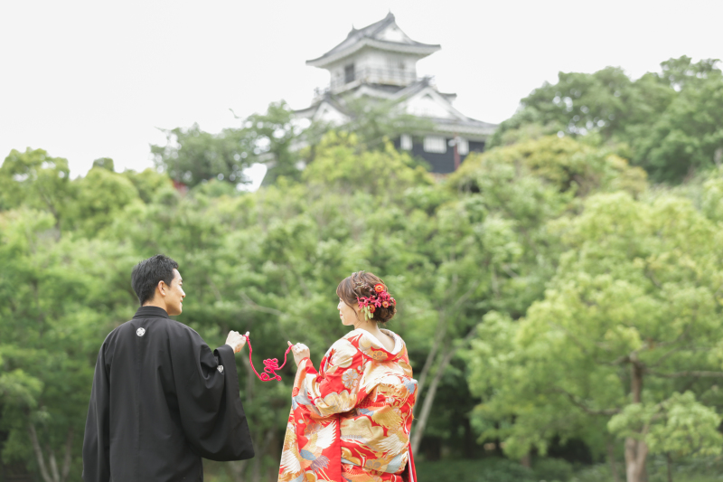 浜松城をバックに壮大なお写真を♪