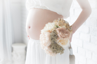 お腹にいる赤ちゃんに届ける、マタニティフォト