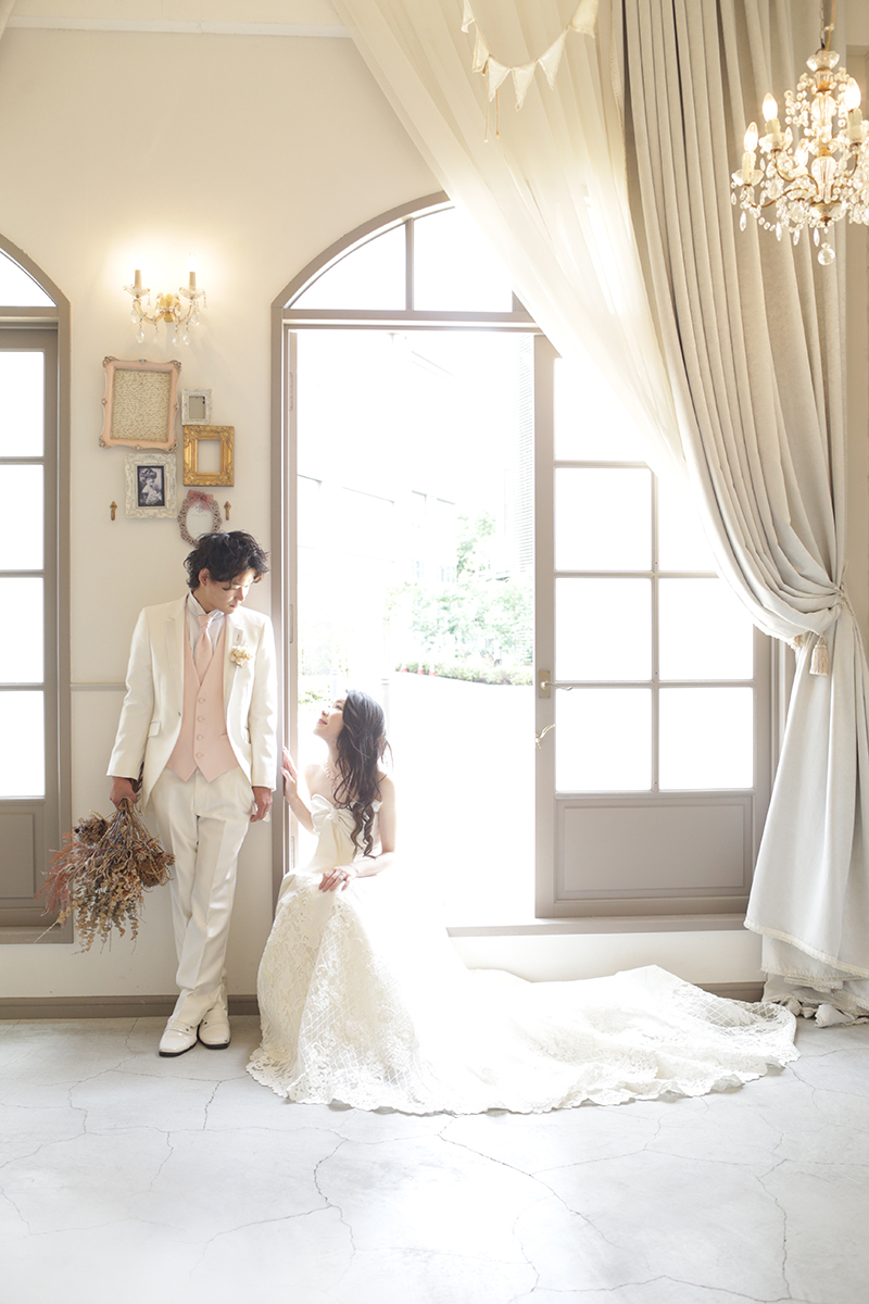 自然光の入るスタジオでナチュラルなお写真を。