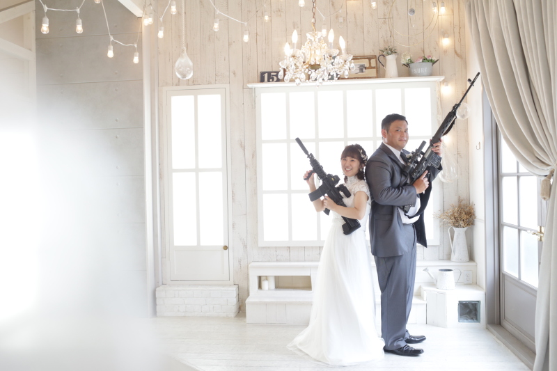 おふたりの趣味でユーモアたっぷりなウェディングフォト☆彡