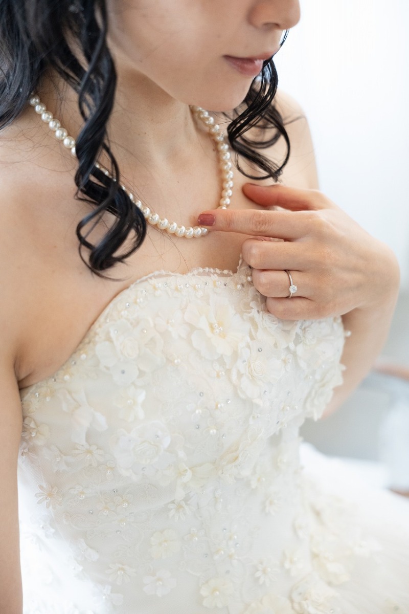 指輪の映える、雰囲気ショットも