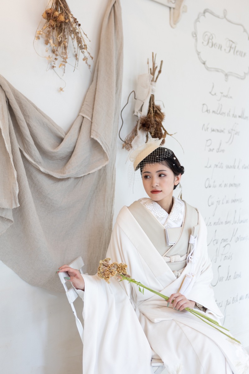 新婦様の座ったお写真。