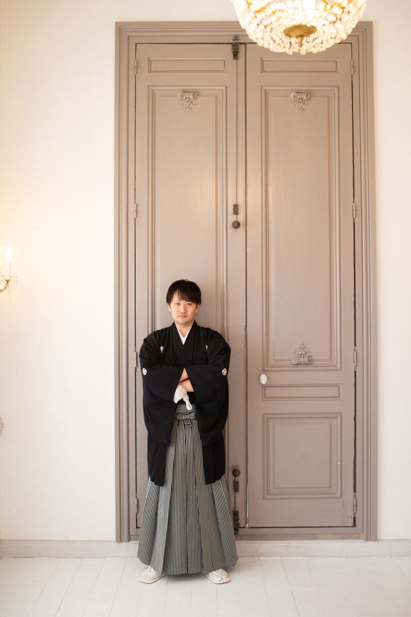 お一人での撮影に少し緊張した様子、、