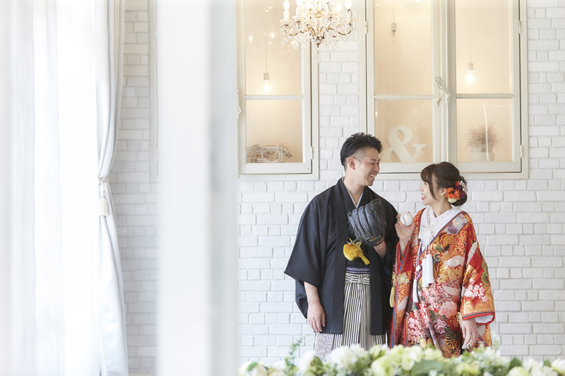 新郎様の大好きな野球グッズと一緒に！