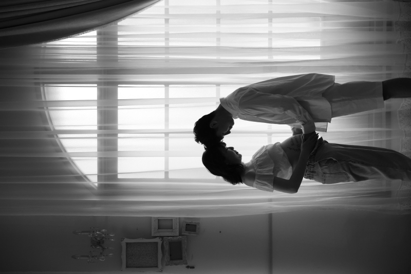 シルエットのショットでオシャレな待ち受けに