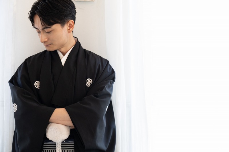 新郎の紋付姿をソロで撮影