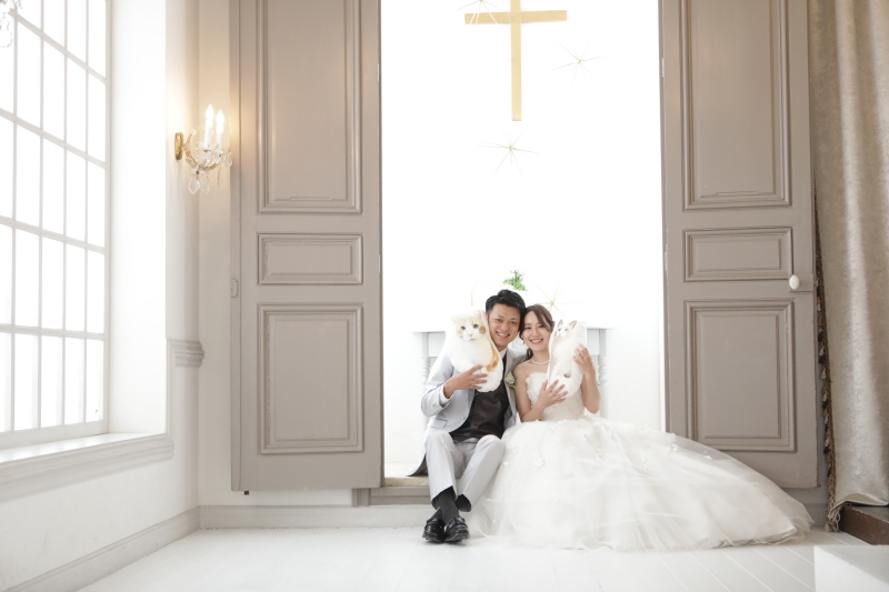 オシャレなスタジオ背景でお2人らしく☆彡