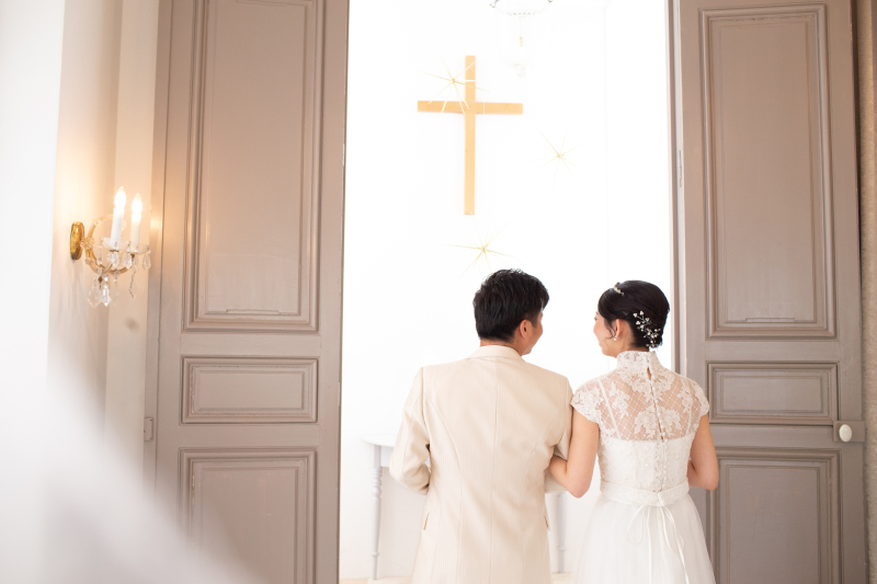 洋装はチャペルのあるスタジオで。