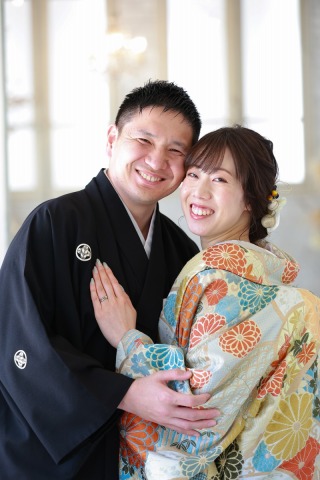 和装と洋装を自分たちのカタチで