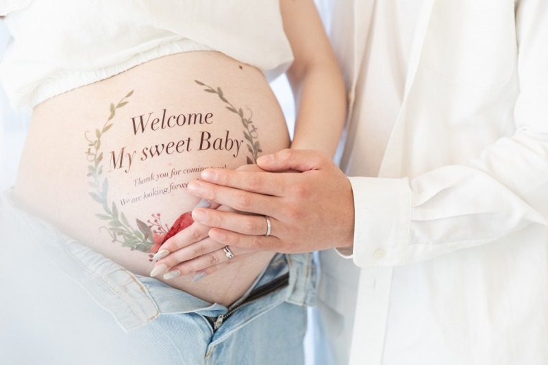 ペイントシールでよりマタニティらしいフォト