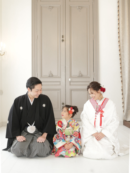 和装でファミリーフォトウェディング