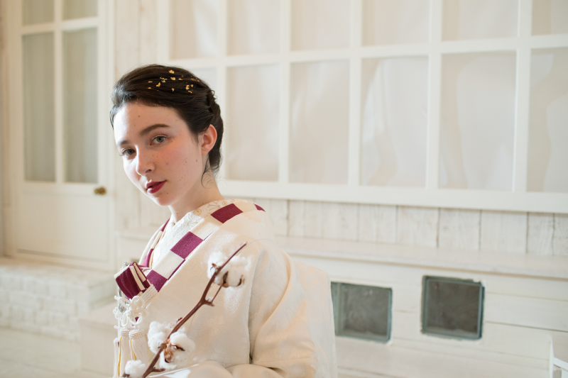 和髪で綺麗めスタイル