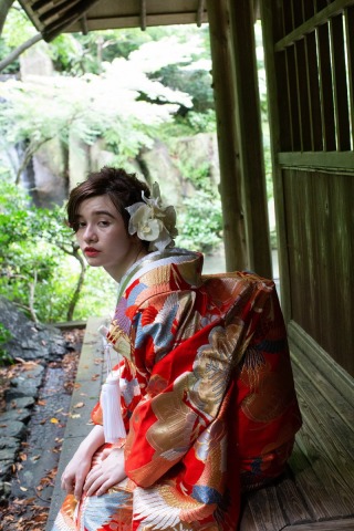 どんなスタイリングでも映えるオススメの色打掛