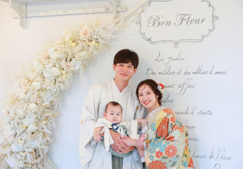 衣装1着スタジオプラン【家族写真プラン】　おふたりのウエディングフォト+家族写真の両方が残せるプラン♪