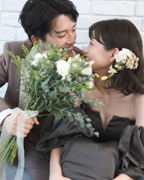 【アルバム+データ増量洋装プラン】データ30カット→70カット　撮影料+ヘアメイク+ドレス＆小物+ アルバム10P付