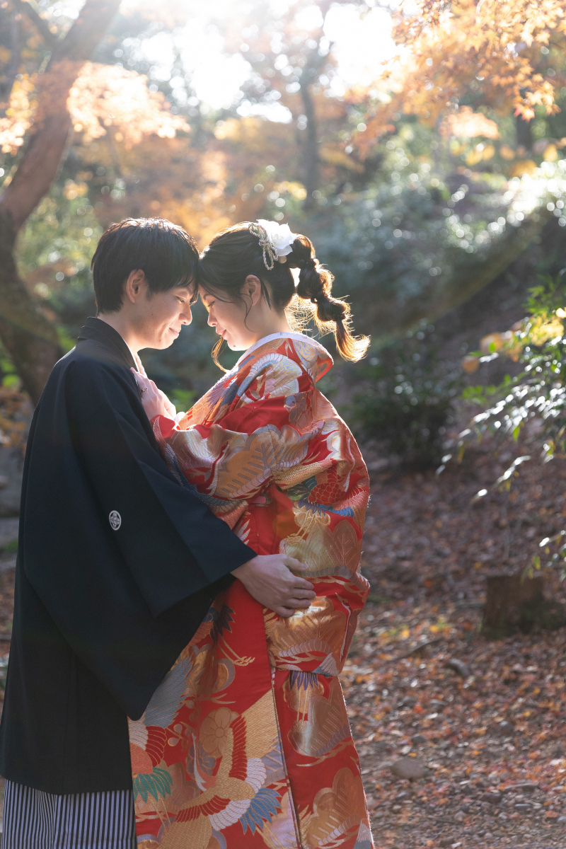 11月末までの撮影限定【紅葉ロケーションキャンペーン】衣装1着・データ100カット付・ヘアメイク・更にお得な5大特典付き！