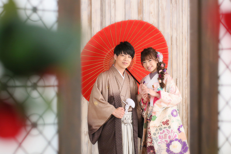 扉越しから見つめて