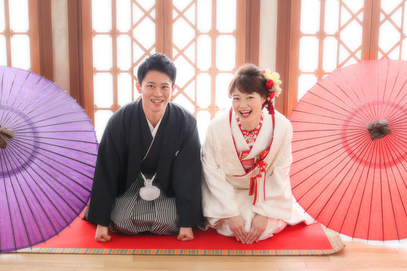 結婚のご報告でも人気なこのポーズ