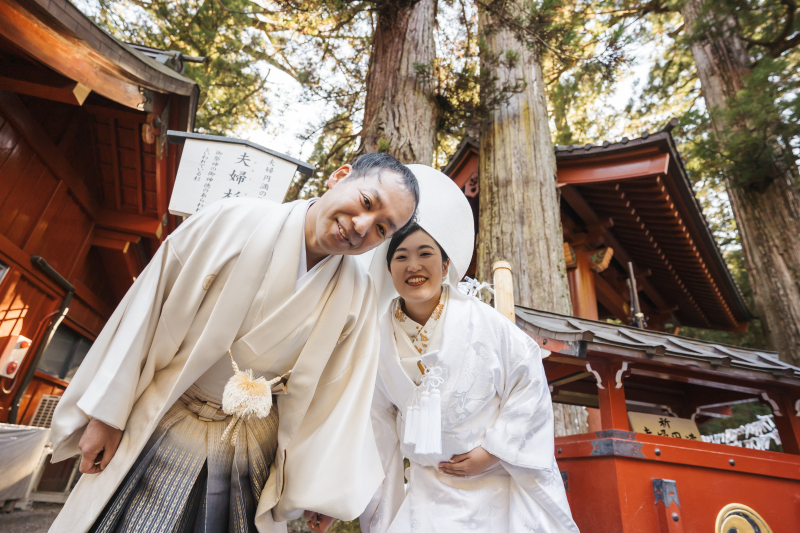 夫婦杉の前は結婚式ならではのフォトスポット☆