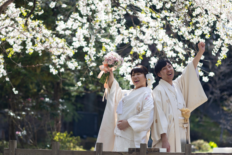 日光東照宮美術館で季節感じる記念撮影