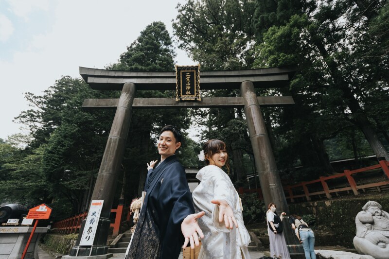 日光二荒山神社の大鳥居で大胆に撮影！
