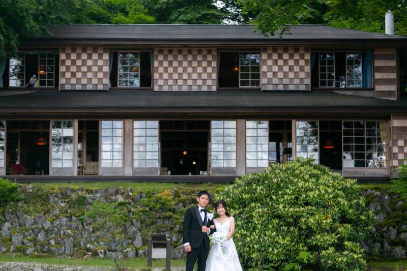 イタリア大使館別荘をバックに!