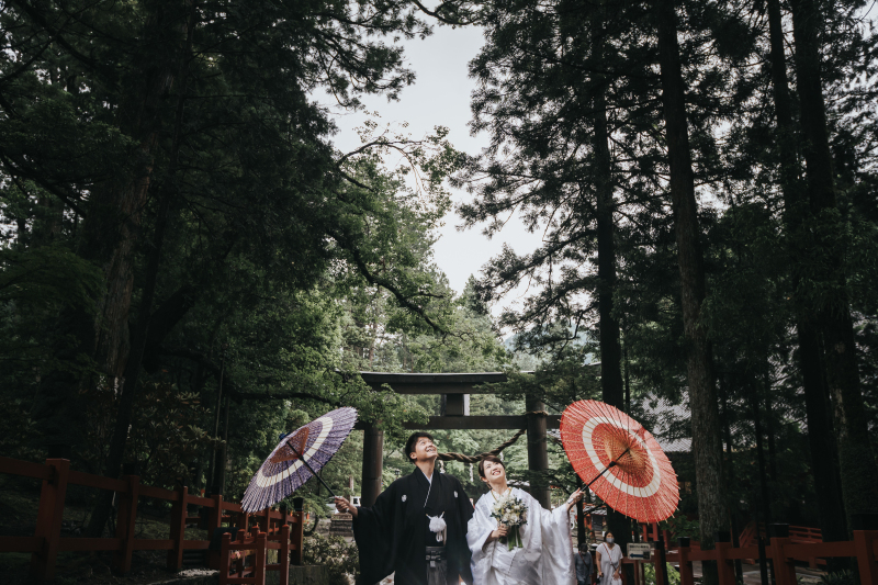 雨も味方に♡番傘ショット！