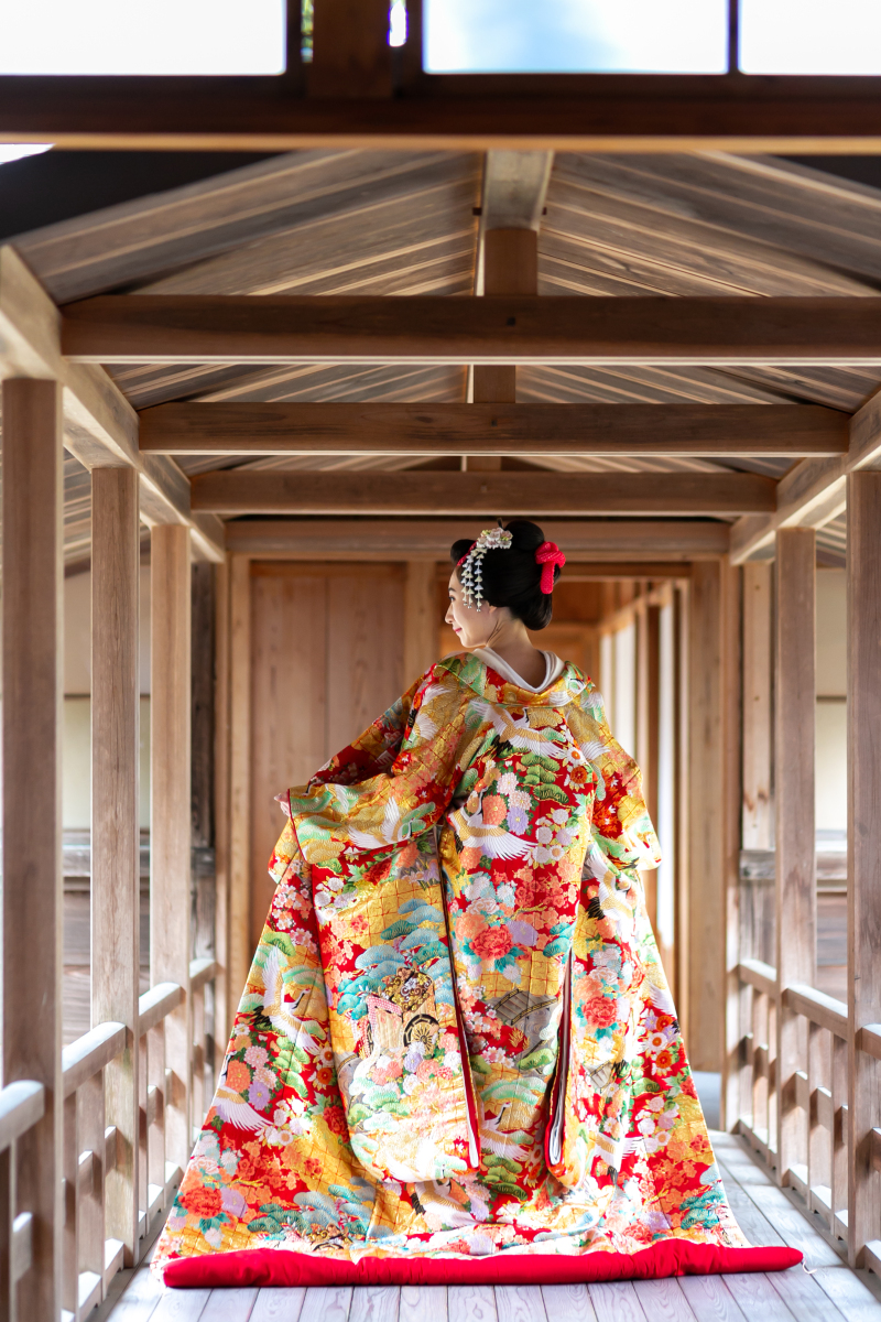 納得がいくお衣裳が決まるまで何度もご試着可能!