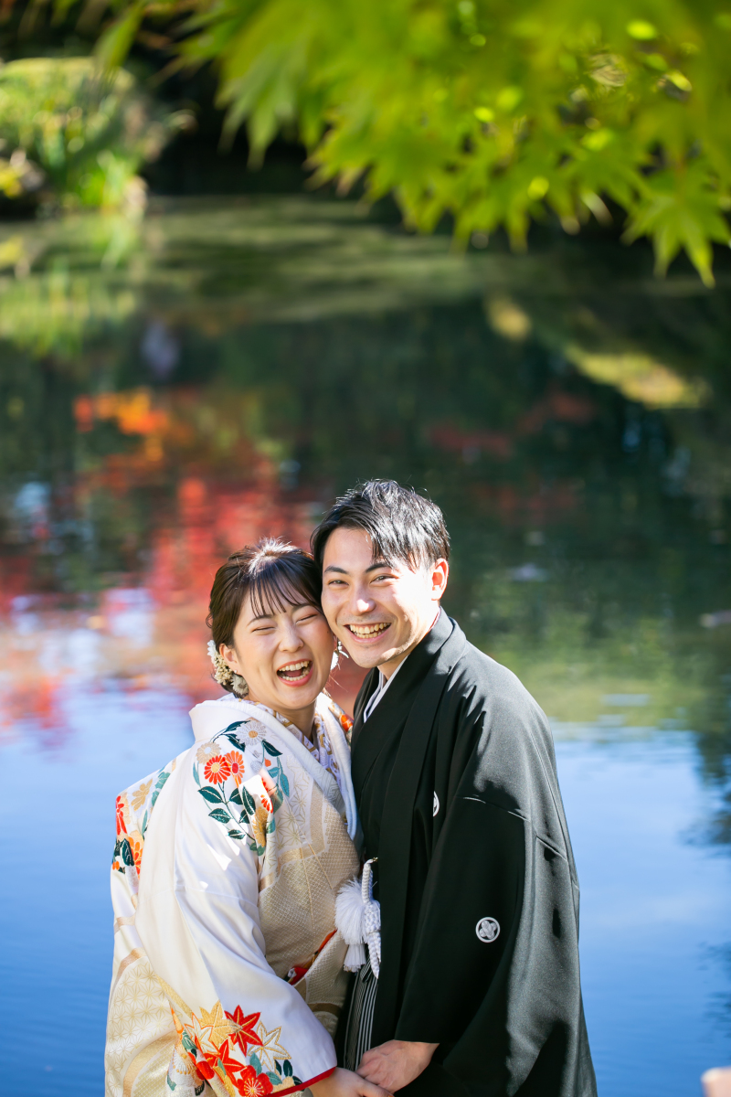 大きな池を背景に撮影可能★