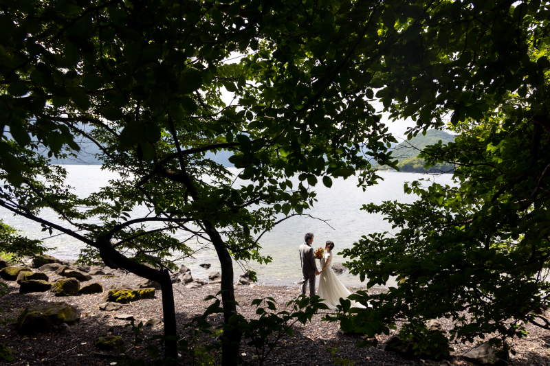 サロン人気№1ロケーション【中禅寺湖】大自然の中で撮影♡大注目のドレスフォト!ペットとの撮影も可能♡