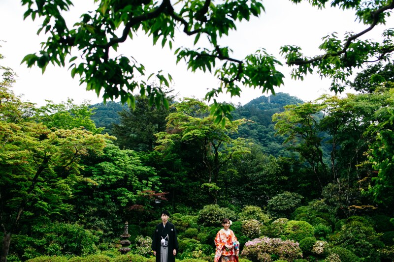 豪華特典付!秋婚の方の前撮りに世界文化遺産日光山輪王寺 国宝 大猷院&逍遥園2カ所撮影和装一着KIMONOプラン