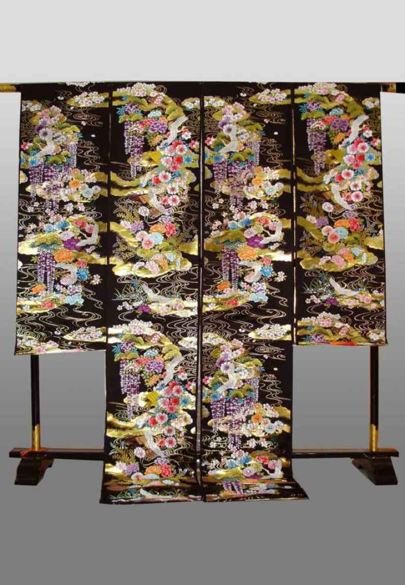 黒地四季花鳥