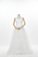 freeH～多層チュールとレースのAラインドレス