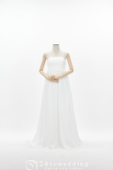 freeT～ビジュー付きエンパイアラインドレス