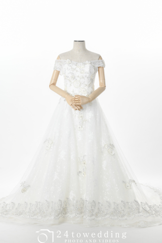 アミ～ビジュー付きオフショルドレス