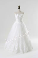 Distinction (ディスタンクシオン)14層チュール