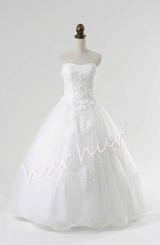 Aria(アリア)〜スパンコールとチュールのドレス