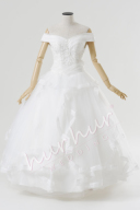 Ciel(スィエル)〜グリッターオフショルドレス