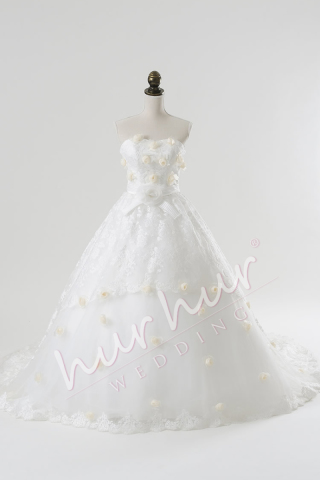 Flora(フローラ)〜小花とレースのナチュラルドレス