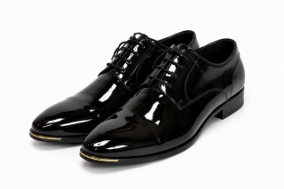 エナメルシューズ黒　ご新郎様の足元に華やかさを添えるシューズ