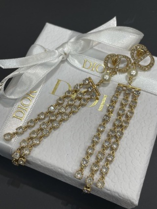 Dior ピアス