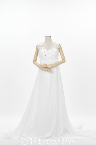 freeV～袖付きビジュードレス