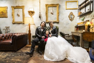 渋谷のスタジオでロックなウェディングフォトを☆