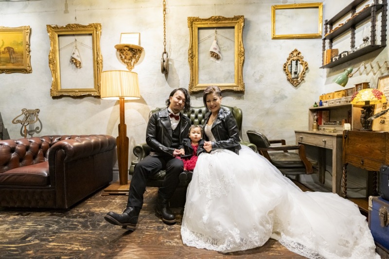 渋谷のスタジオでロックなウェディングフォトを☆